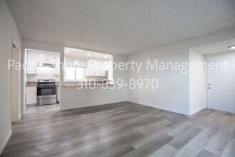 24 27th Pl in Los Angeles, CA - Building Photo - Building Photo