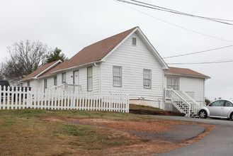 Ridge View Manor Apartments in Cumming, GA - Building Photo - Building Photo