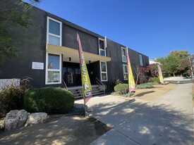 7347 Haskell Ave, Unit 102 Apartments