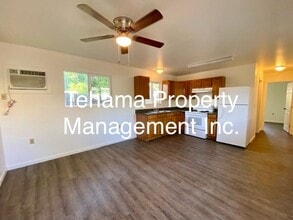 623 Santa Maria Ave in Gerber, CA - Building Photo - Building Photo