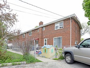 62-72 E Blecke Ave in Addison, IL - Foto de edificio - Building Photo