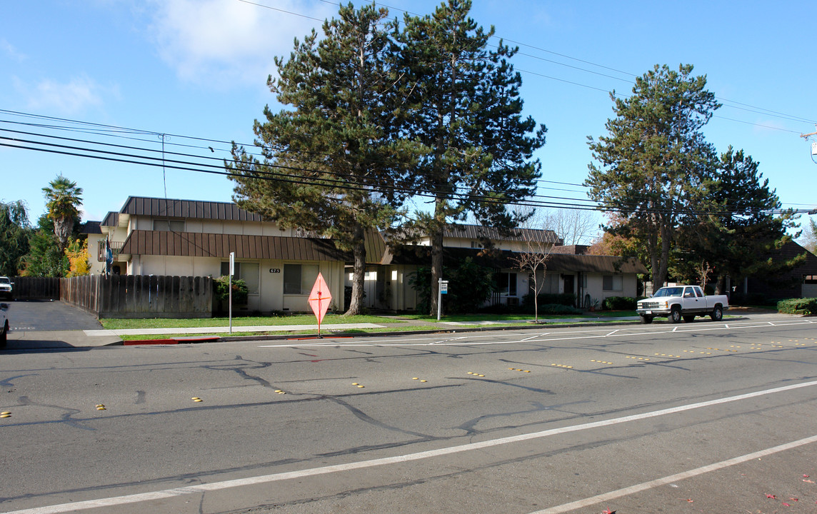 622 Cordelia Dr in Santa Rosa, CA - Building Photo