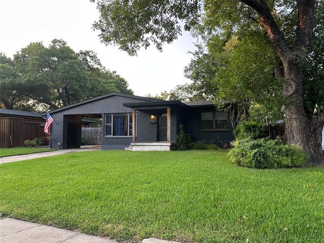 2327 Ballycastle Dr