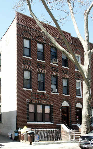 2044 73rd St in Brooklyn, NY - Building Photo