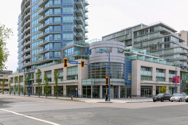 The Grand at Lansdowne in Richmond, BC - Building Photo - Building Photo