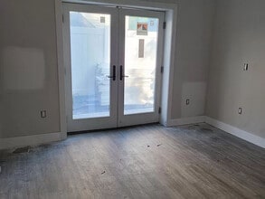 18 Bedford Terrace in Irvington, NJ - Building Photo - Building Photo