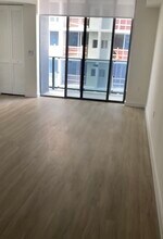 148 SE 1st Ave, Unit 1514 in Miami, FL - Foto de edificio - Building Photo