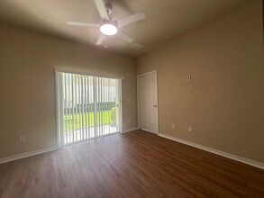 3041 SE Lexington Lakes Dr in Stuart, FL - Building Photo - Building Photo