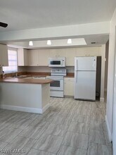 7651 Winged Foot Dr in Ft. Myers, FL - Building Photo - Building Photo