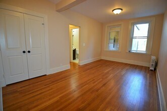 35 St Paul St in Brookline, MA - Building Photo - Building Photo