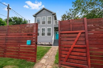 1406 Chicon St in Austin, TX - Foto de edificio - Building Photo