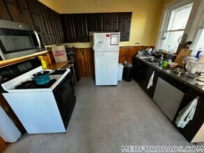 3 Capen St-Unit -1 in Medford, MA - Foto de edificio - Building Photo