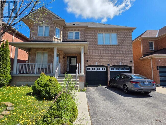11 Citronella Ln in Brampton, ON - Building Photo - Building Photo