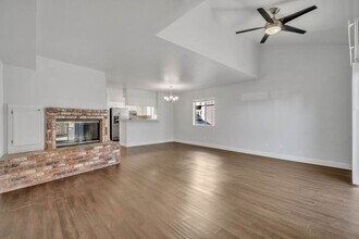 4255 Taylor St in Sacramento, CA - Building Photo - Building Photo