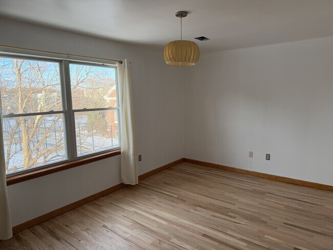 408 Jersey St, Unit 1 in Harrison, NJ - Building Photo - Building Photo