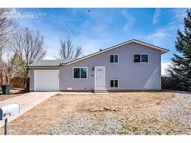 4990 Dewar Dr in Colorado Springs, CO - Building Photo