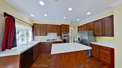 28542 Cedar Ridge Rd in Trabuco Canyon, CA - Building Photo - Building Photo