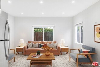 40 Rose Ave in Los Angeles, CA - Building Photo - Building Photo