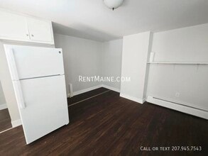 95 Center St in Bangor, ME - Building Photo - Building Photo