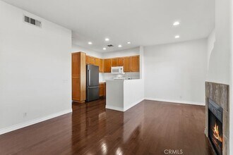 17 Aurora in Aliso Viejo, CA - Building Photo - Building Photo