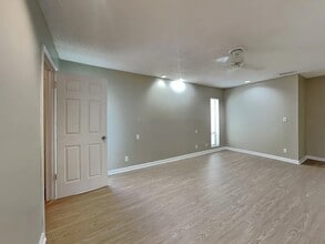 632 NW 48th Ave in Coconut Creek, FL - Building Photo - Building Photo