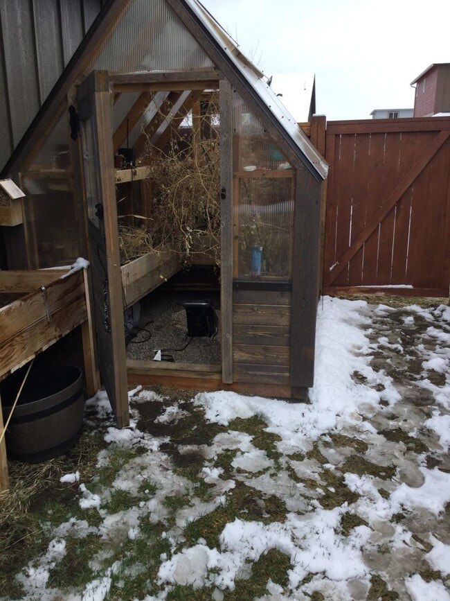 175 Pond Lily Dr