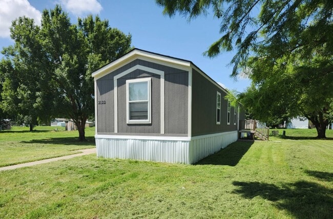 property at 2122 E 54th St S