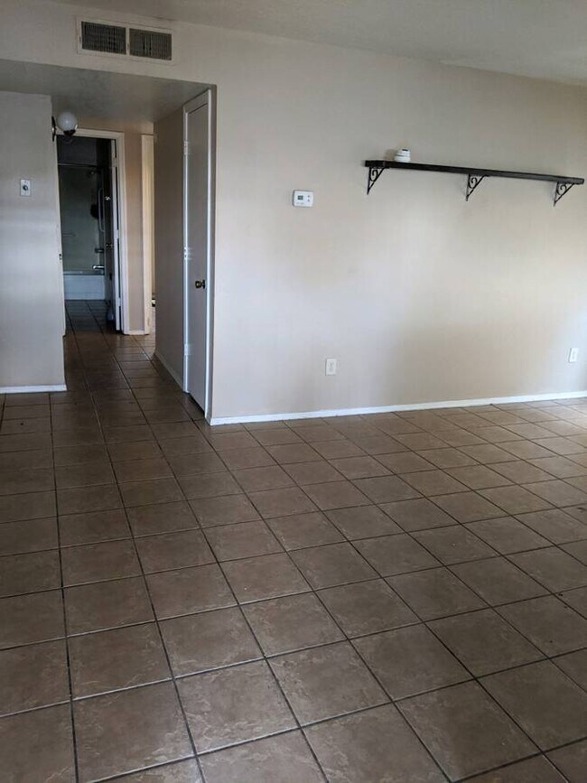 132 General Arnold St NE in Albuquerque, NM - Building Photo - Building Photo