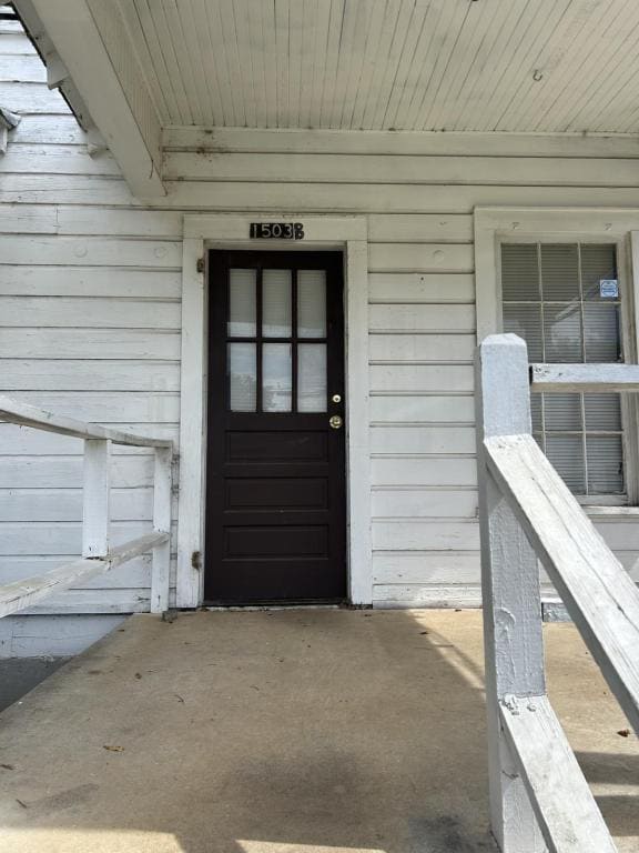 property at 1503 Maple Ave SE