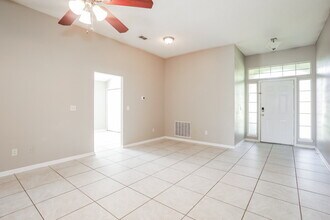 2912 Brittany Bluff Dr in Orange Park, FL - Building Photo - Building Photo