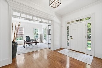 1124 Moores Mill Rd NW in Atlanta, GA - Building Photo - Building Photo