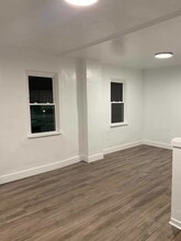 709 Carothers Ave in Carnegie, PA - Foto de edificio - Building Photo