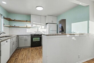 1774 Chester St in Aurora, CO - Building Photo - Building Photo