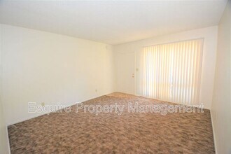 2050 N Ventura Rd in Oxnard, CA - Building Photo - Building Photo