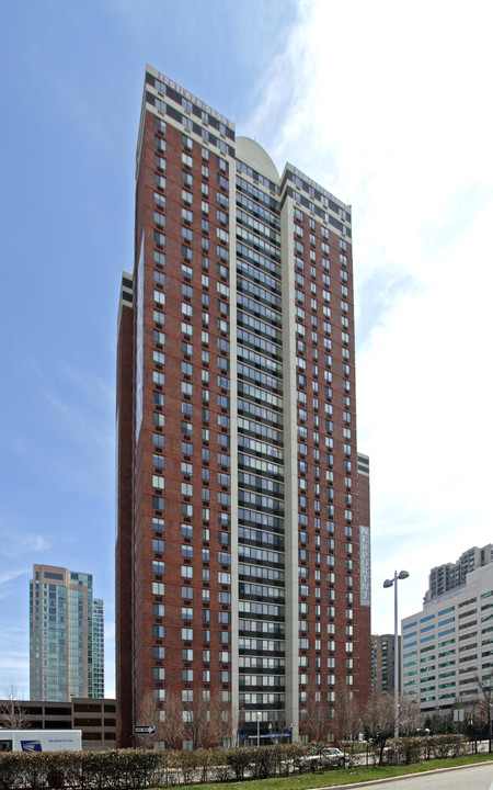 Parkside West in Jersey City, NJ - Building Photo