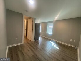 218 W King St in Lancaster, PA - Building Photo