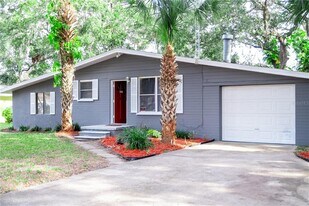 313 Center Ave in Daytona Beach, FL - Building Photo