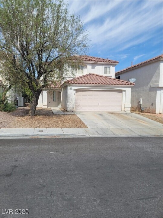 10123 Lemon Thyme St in Las Vegas, NV - Building Photo