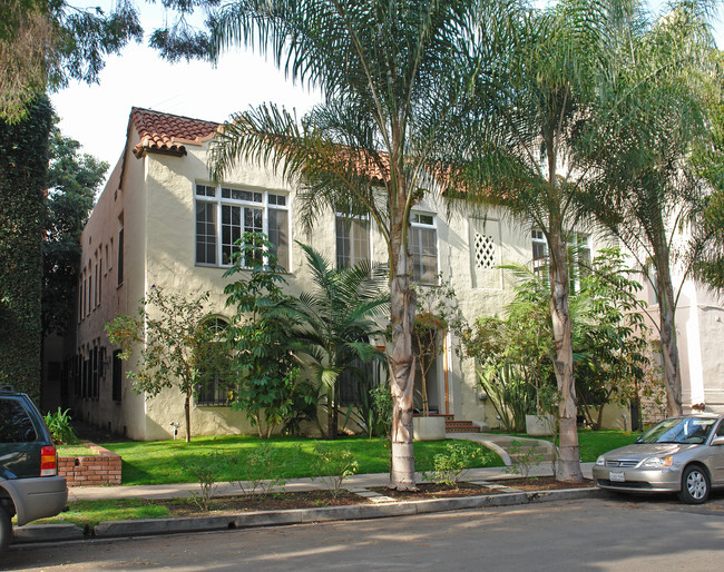 607 S Cloverdale Ave in Los Angeles, CA - Building Photo - Building Photo