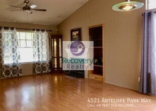 4521 Antelope Park Way in Antelope, CA - Foto de edificio - Building Photo