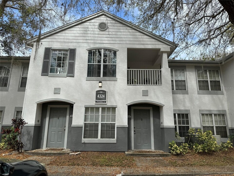 4324 S Kirkman Rd in Orlando, FL - Building Photo