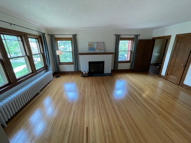 property at 3015 W 43rd St