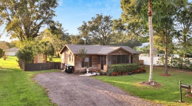 1232 Taratine Dr in Winter Garden, FL - Building Photo - Building Photo