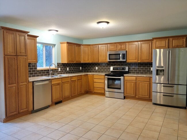 5836 Whistler Dr NW in Bemidji, MN - Building Photo - Building Photo