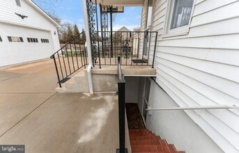 1406 F St in Woodbridge, VA - Building Photo - Building Photo