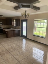 2502 Tahoe St in Weslaco, TX - Foto de edificio - Building Photo
