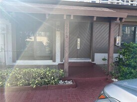 2645 Parkview Dr S in Hallandale Beach, FL - Building Photo