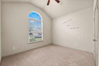 8723 Sunrise Canter Dr in Tomball, TX - Building Photo - Building Photo