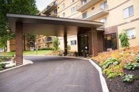 Building Photo - Summit Ridge Apartamentos in Akron, Ohio