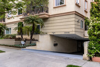 Maple Condos in Beverly Hills, CA - Foto de edificio - Building Photo